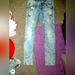 Jeans Vanilla Star Size 9 Low Rise Distressed Holes Star Studs Skinny Stretch